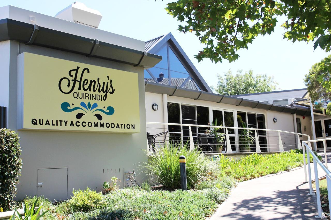 ホテル Henry'S Quirindi エクステリア 写真